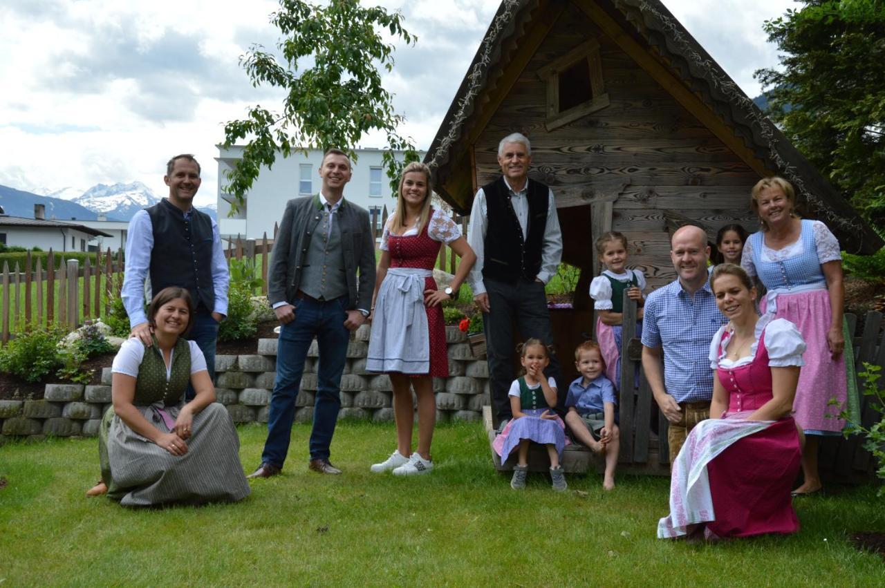 Hotel Landhaus Zillertal Fügen Exteriör bild