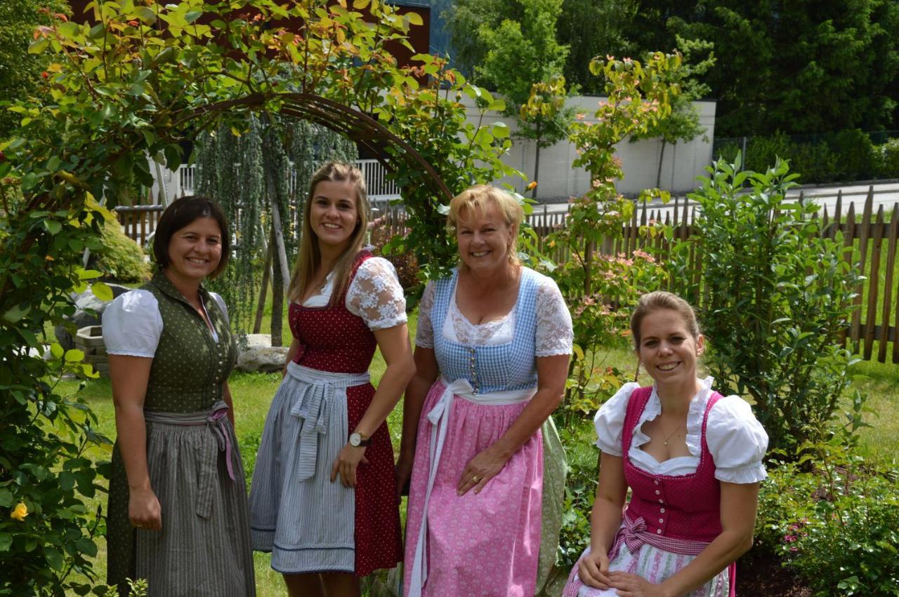 Hotel Landhaus Zillertal Fügen Exteriör bild