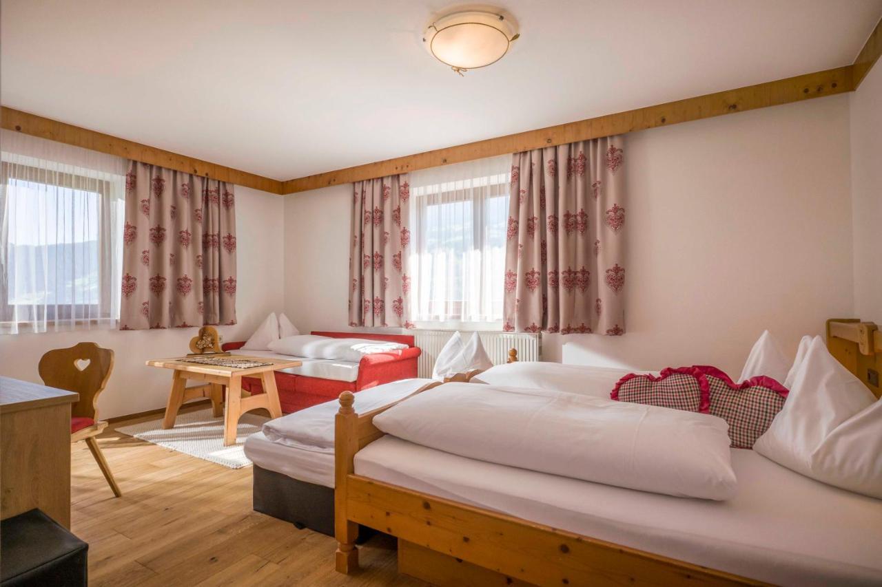 Hotel Landhaus Zillertal Fügen Exteriör bild