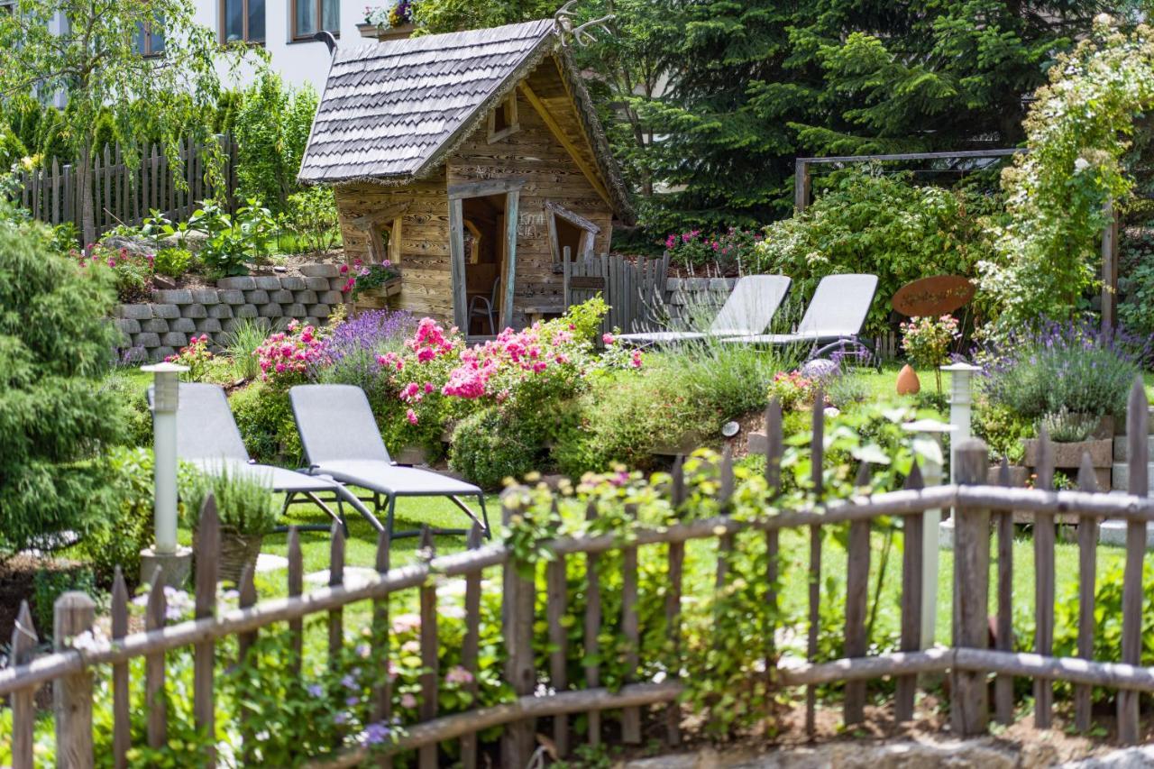 Hotel Landhaus Zillertal Fügen Exteriör bild