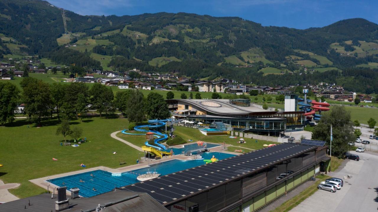 Hotel Landhaus Zillertal Fügen Exteriör bild