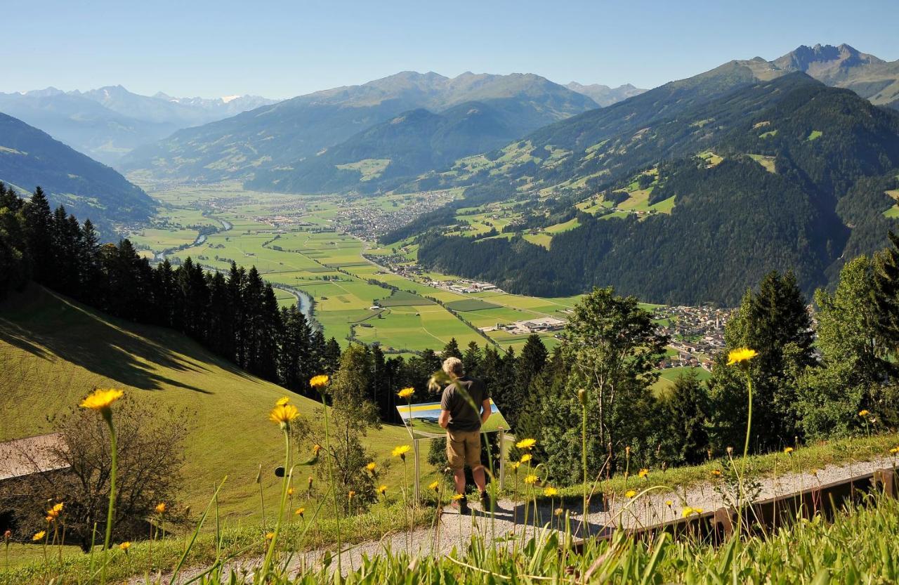 Hotel Landhaus Zillertal Fügen Exteriör bild