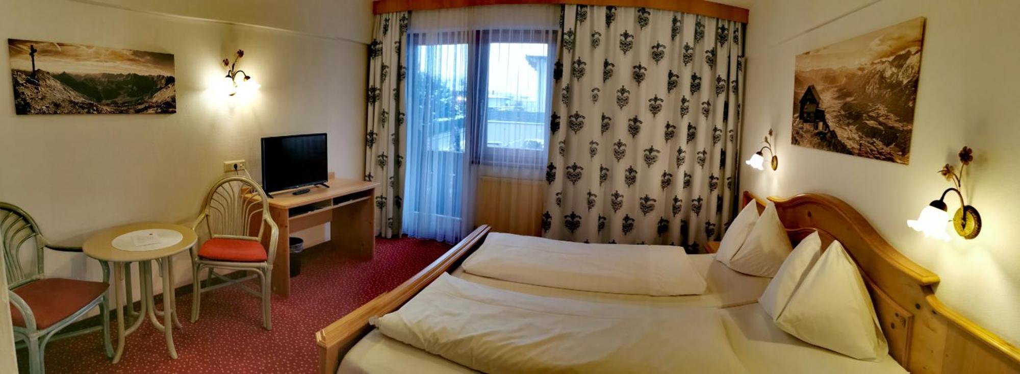 Hotel Landhaus Zillertal Fügen Exteriör bild