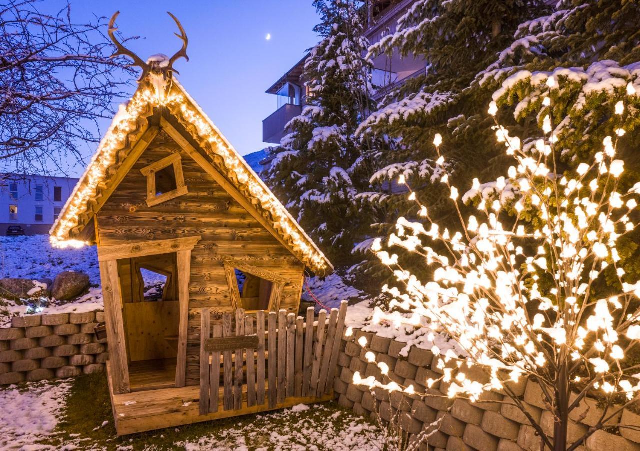 Hotel Landhaus Zillertal Fügen Exteriör bild