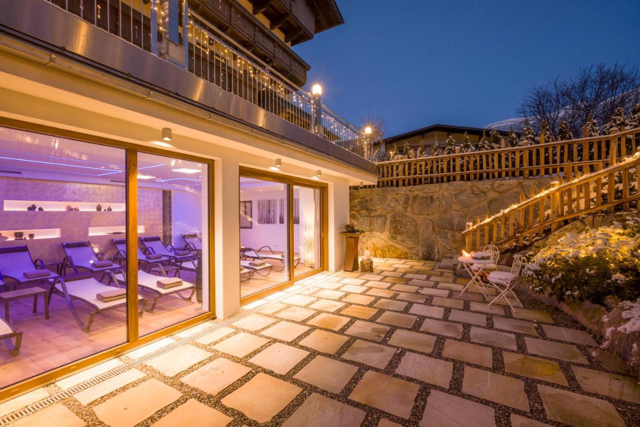 Hotel Landhaus Zillertal Fügen Exteriör bild