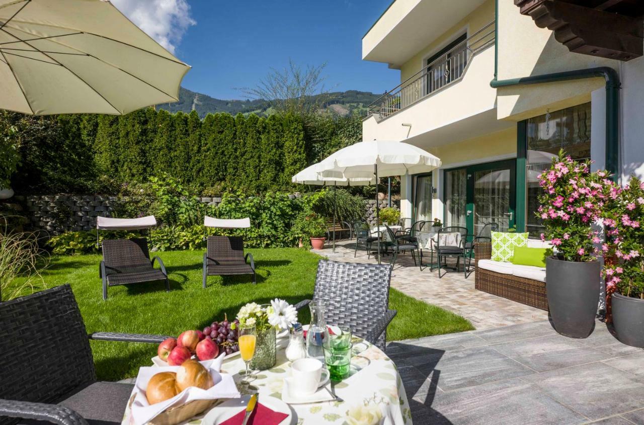 Hotel Landhaus Zillertal Fügen Exteriör bild